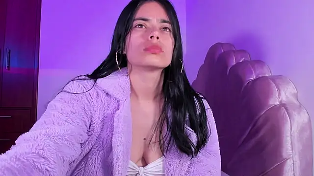 BelleVaal online show from 11-28-25, 03:20