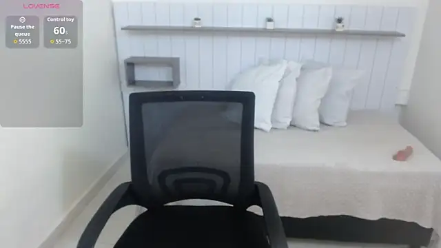 Ivonny Hot online show from 04-13-26, 03:56