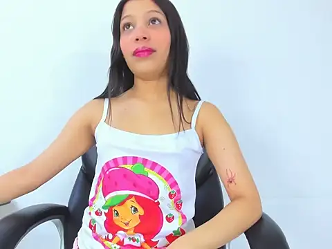 Mia Scarlett18 online show from 11-26-25, 05:08