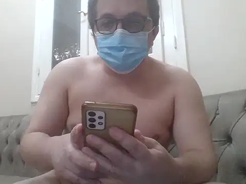 Snapshot of Bigbos99 chatting on 11-29-25, 12:57 Bigbos99 online show from 11-29-25, 12:57