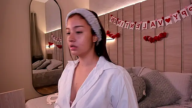 Zoe Mendez online show from 02-14-26, 12:13