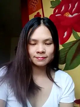 Snapshot of quynhquynh_ chatting on 11-21-25, 05:28 quynhquynh online show from 11-21-25, 05:28