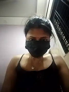 Hott myraa online show from 01-10-26, 06:42