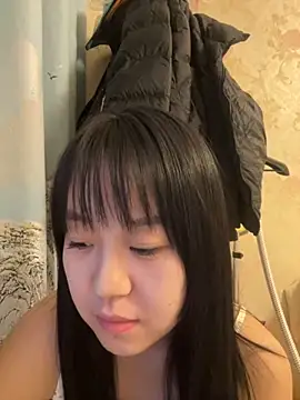 YiYi-12138 online show from 11-20-25, 09:31