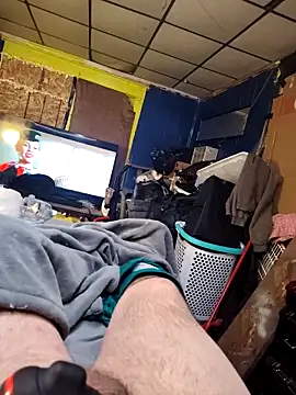 Snapshot of thomasrodgers289 chatting on 12-19-25, 10:44 thomasrodgers289 online show from 12-19-25, 10:44