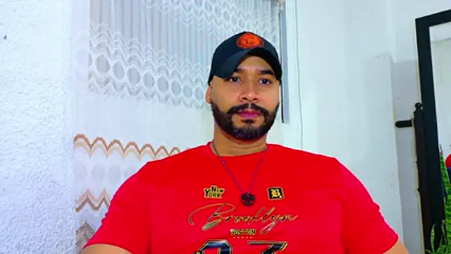 Snapshot of musclehetero chatting on 07-03-26, 09:21 musclehetero online show from 07-03-26, 09:21