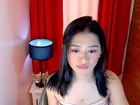 Snapshot of arianamooree_69 chatting on 11-19-25, 06:52 arianamooree 69 online show from 11-19-25, 06:52