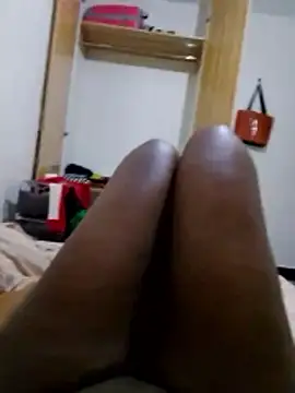 minilady online show from 11-24-25, 04:18