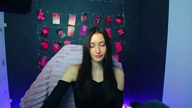 Stella XO online show from 04-08-26, 05:18