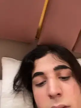 Snapshot of marwanswitie1 chatting on 04-05-26, 02:47 marwanswitie1 online show from 04-05-26, 02:47