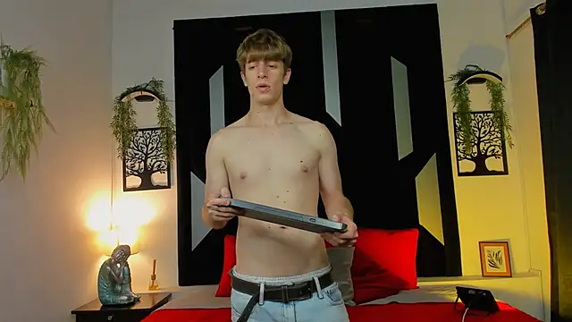 Ostin Saints online show from 04-08-26, 06:52