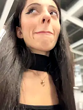 Lilitoppp online show from 11-22-25, 10:25