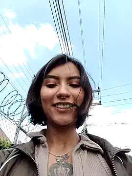 Zoe addiction online show from 12-16-25, 05:29