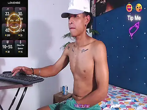 Snapshot of crissex3 chatting on 03-14-26, 12:10 crissex3 online show from 03-14-26, 12:10