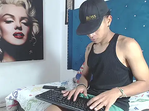 Snapshot of crissex3 chatting on 03-22-26, 03:04 crissex3 online show from 03-22-26, 03:04