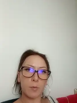 AleinaX online show from 11-19-25, 09:48