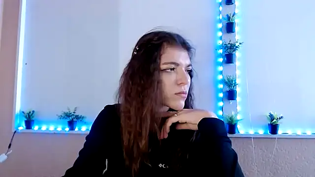 Sweeet Emilyy online show from 11-25-25, 12:27