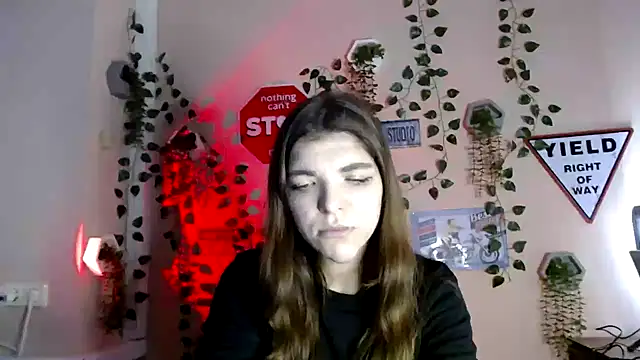 Sweeet Emilyy online show from 11-27-25, 01:57