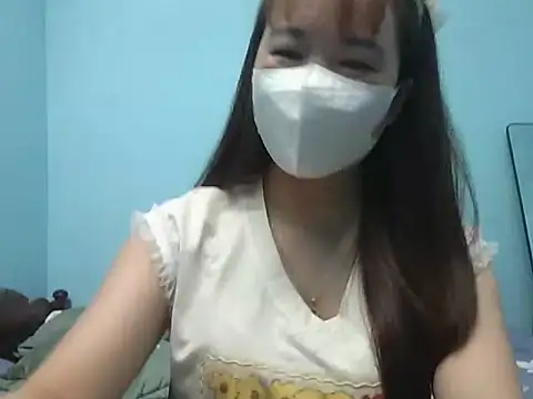 Snapshot of LinhChi09 chatting on 06-11-26, 12:19 LinhChi09 online show from 06-11-26, 12:19