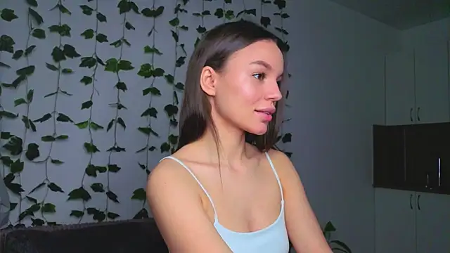 Tiffany Sweetie online show from 04-06-26, 03:13