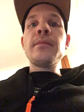 Spielzeugtwink online show from 11-24-25, 07:57