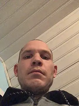 Spielzeugtwink online show from 02-12-26, 06:03