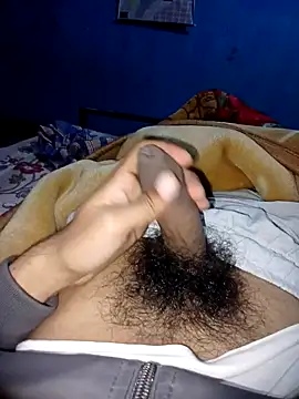 Snapshot of vaasuboy01 chatting on 11-30-25, 12:31 vaasuboy01 online show from 11-30-25, 12:31