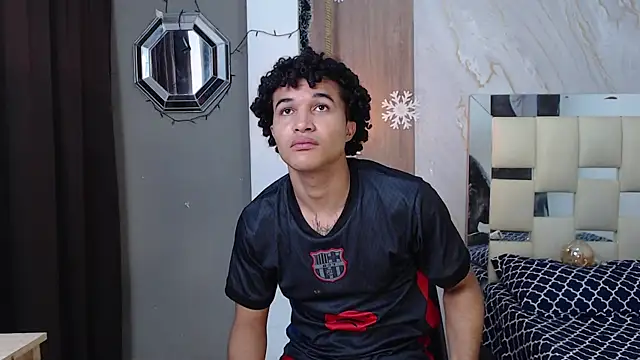 sweett love  online show from 01-13-26, 05:24