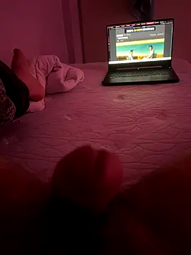 darknebula80 online show from 12-14-25, 09:52