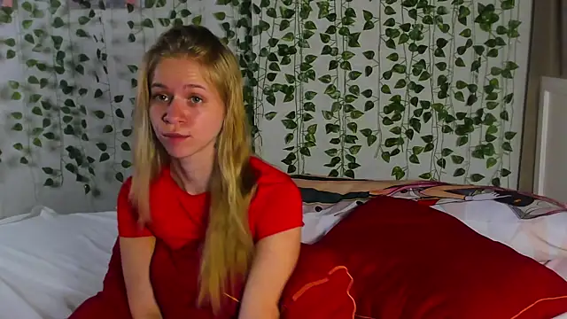 Cute Beautiful Princess online show from 11-28-25, 10:45