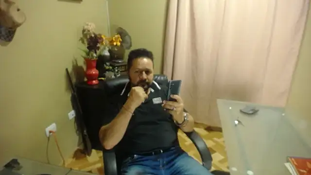 royer 77 online show from 11-24-25, 12:10