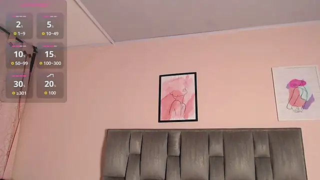 Snapshot of Aailyn-9 chatting on 11-21-25, 11:25 Aailyn-9 online show from 11-21-25, 11:25