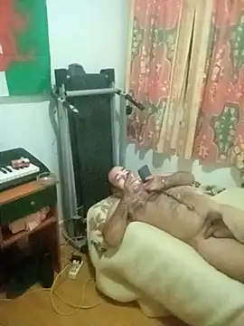 Snapshot of Jonas199100 chatting on 11-24-25, 08:41 Jonas199100 online show from 11-24-25, 08:41