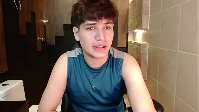 Snapshot of JakeSummer_ chatting on 02-10-26, 01:15 JakeSummer online show from 02-10-26, 01:15