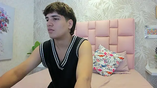 Snapshot of JakeSummer_ chatting on 02-11-26, 01:16 JakeSummer online show from 02-11-26, 01:16