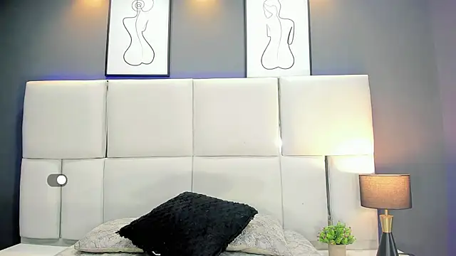 RenataAcosta online show from 11-28-25, 08:55