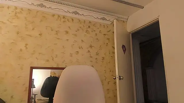 Snapshot of KENIA_DAVIS chatting on 12-01-25, 03:44 KENIA DAVIS online show from 12-01-25, 03:44