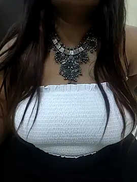 Snapshot of mamtha-tamil chatting on 02-24-26, 05:55 mamtha-tamil online show from 02-24-26, 05:55