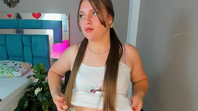 LiiaVelvet online show from 03-21-26, 09:03