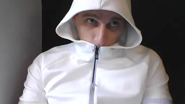 Poliglotjoe1 online show from 12-15-25, 01:26