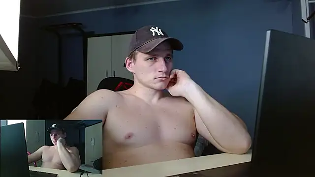 Poliglotjoe1 online show from 01-17-26, 02:38