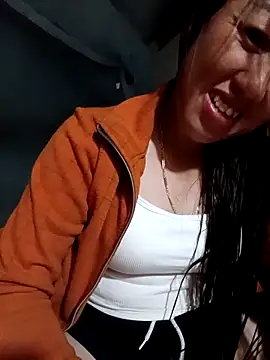 Snapshot of Jelly-squirt chatting on 05-04-26, 12:23 Jelly-squirt online show from 05-04-26, 12:23