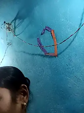 Snapshot of Rt_kinjal chatting on 11-30-25, 02:43 Rt kinjal online show from 11-30-25, 02:43