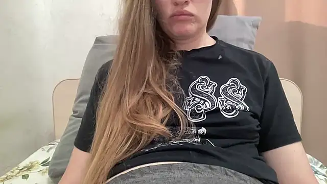 alisa kitcat online show from 03-06-26, 07:38