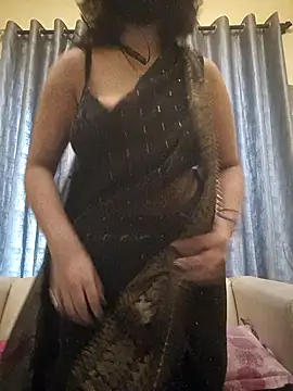 Snapshot of Smita_silk69 chatting on 05-23-26, 07:02 Smita silk69 online show from 05-23-26, 07:02