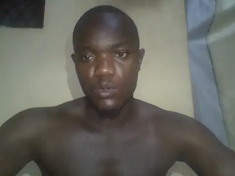 Snapshot of UsTwo_ chatting on 11-27-25, 03:25 UsTwo online show from 11-27-25, 03:25