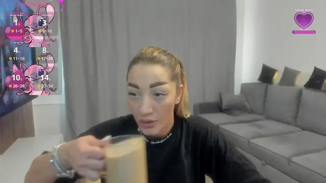 rossana doll online show from 04-04-26, 09:18