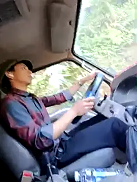 susie min online show from 11-25-25, 08:25