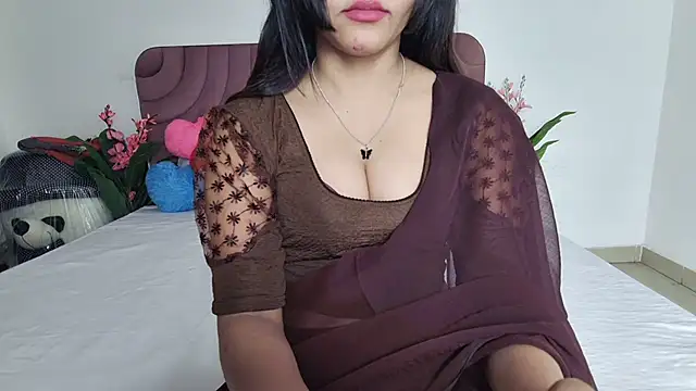 Snapshot of Husan-e-Jasmine chatting on 03-14-26, 05:07 Husan-e-Jasmine online show from 03-14-26, 05:07