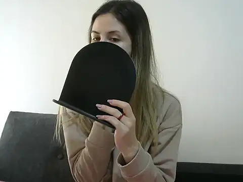 Erii18 online show from 12-01-25, 12:10